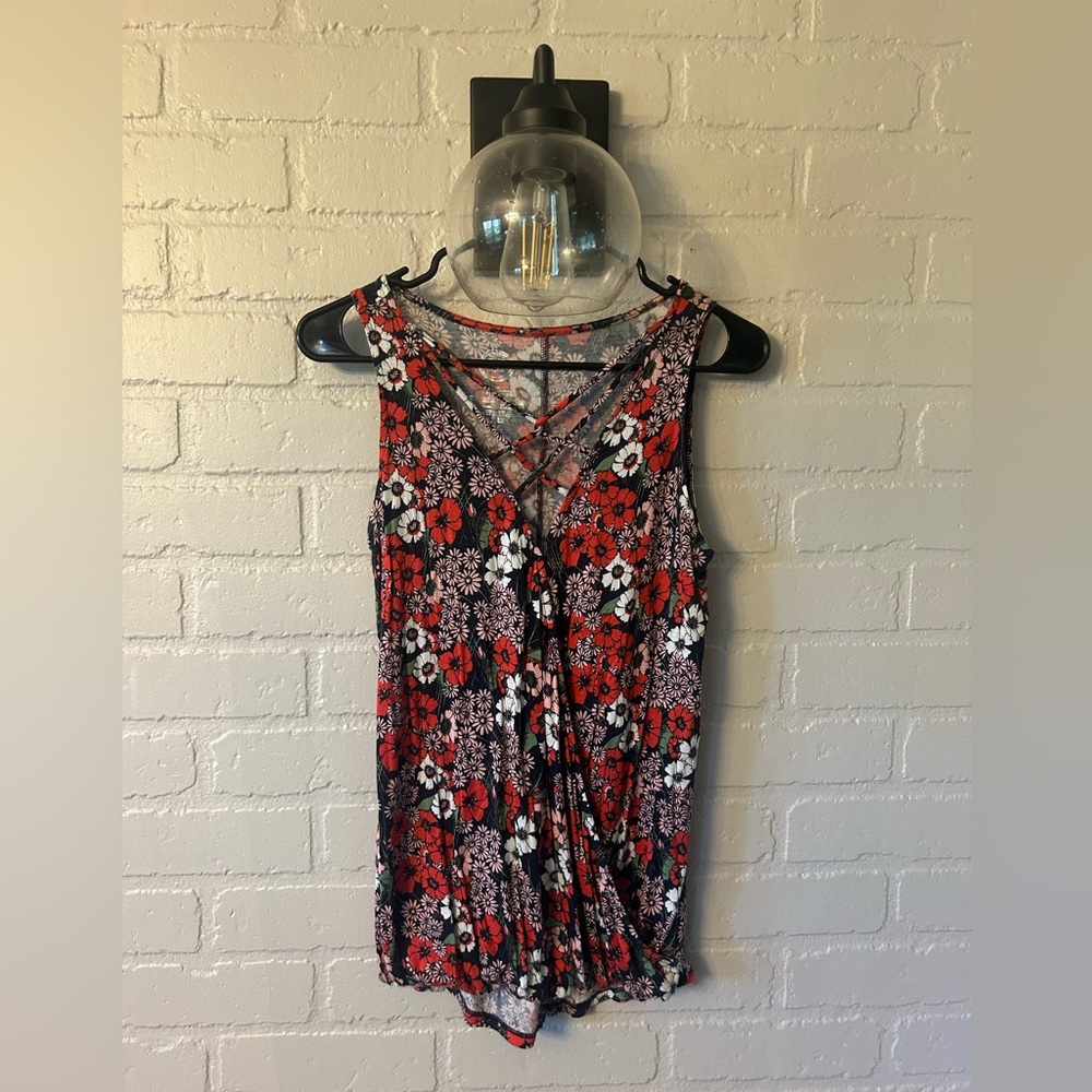 24/7 Comfort Apparel Red and Black Floral Tank Top